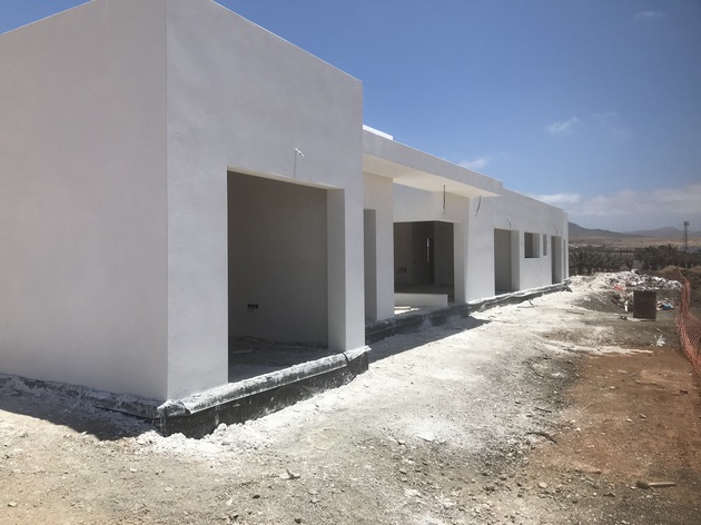 La Casa se revêt de blanc